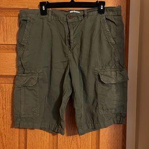 Men’s cargo shorts